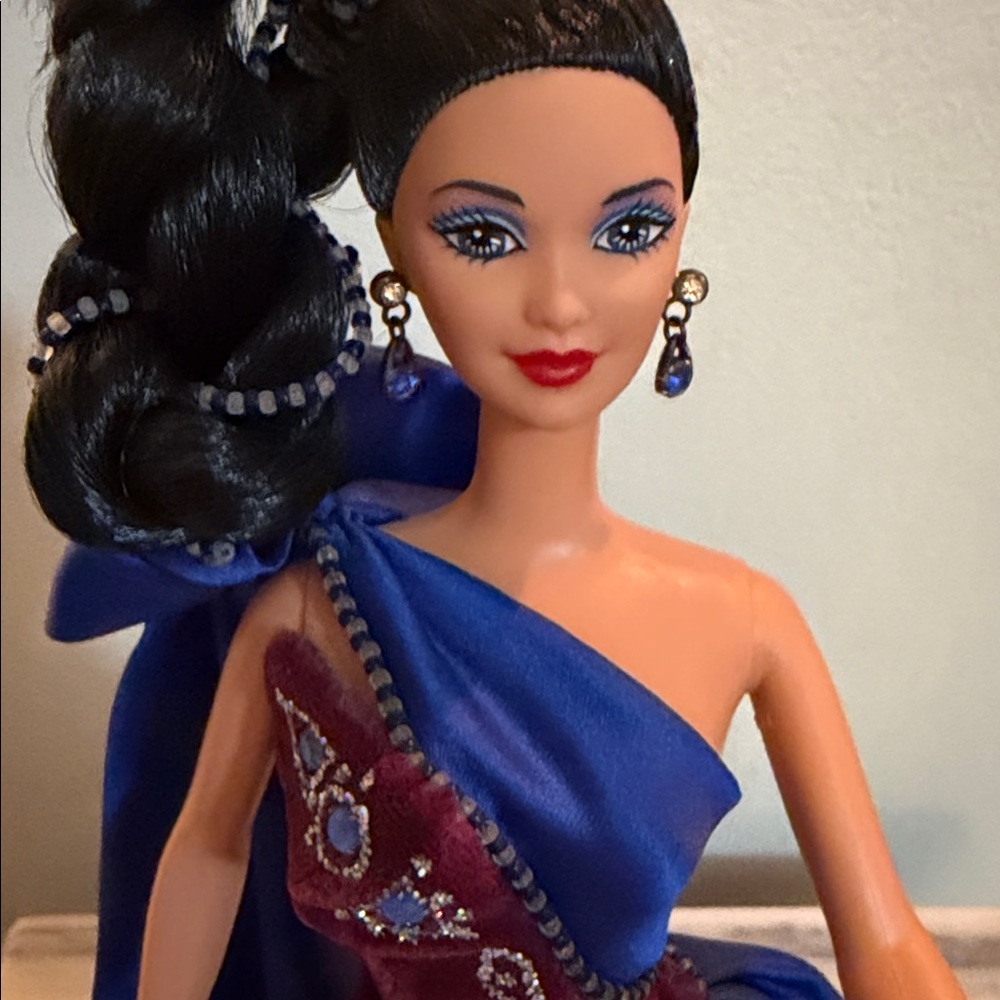 BOB MACKIE’S SAPPHIRE SLENDER BARBIE - Picture 3 of 5